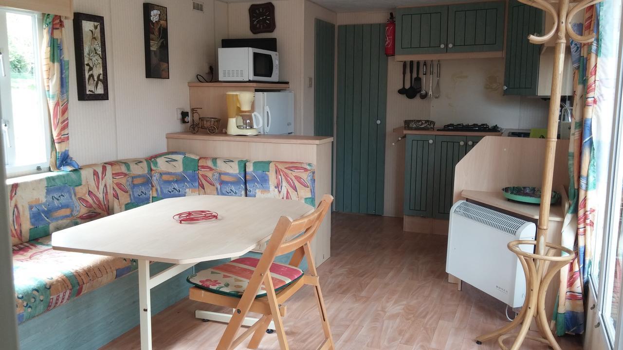 ホテルCamping La Viotterie La Boissiere  エクステリア 写真